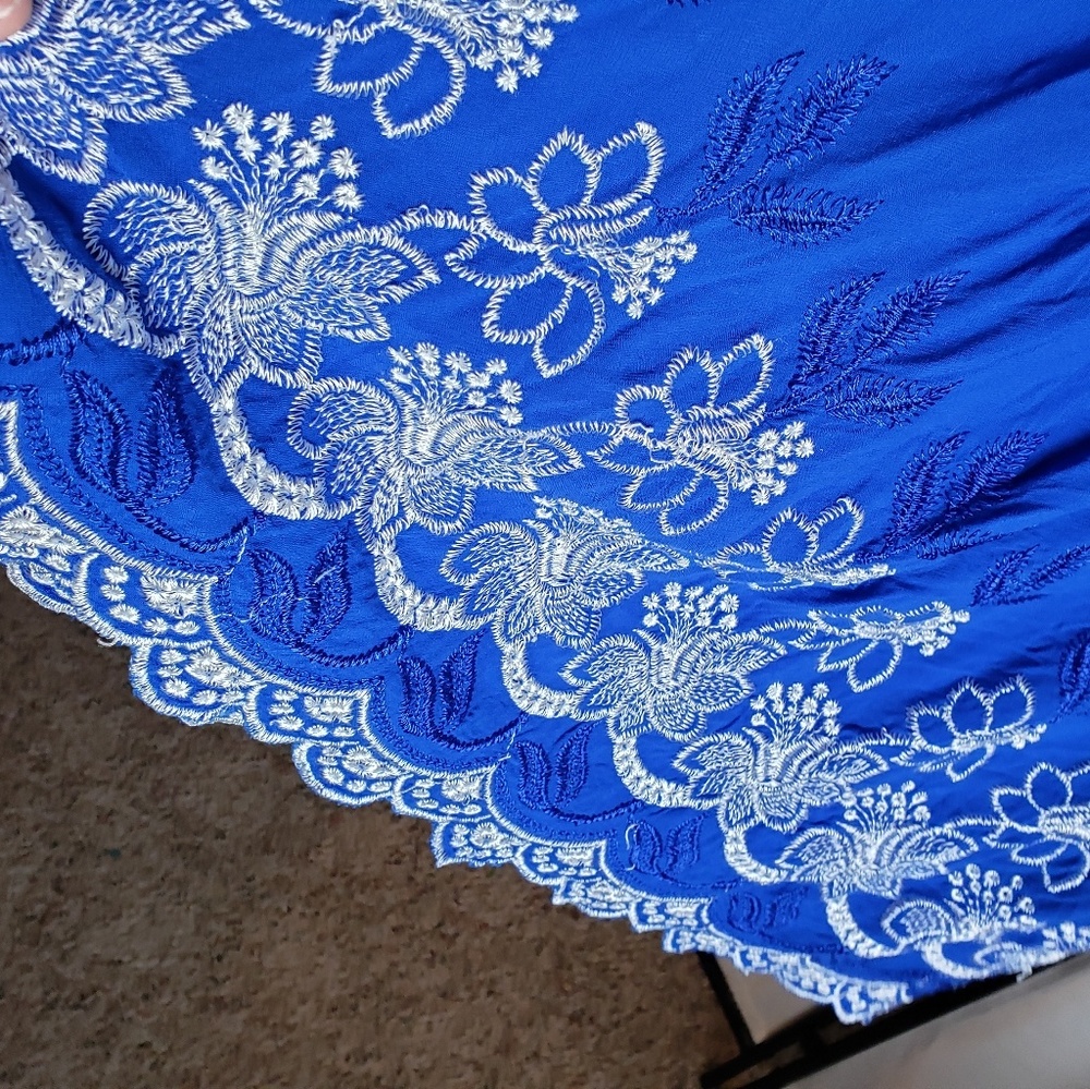 Beach by Exist embroidered blue/white dress. - Picture 4 of 7